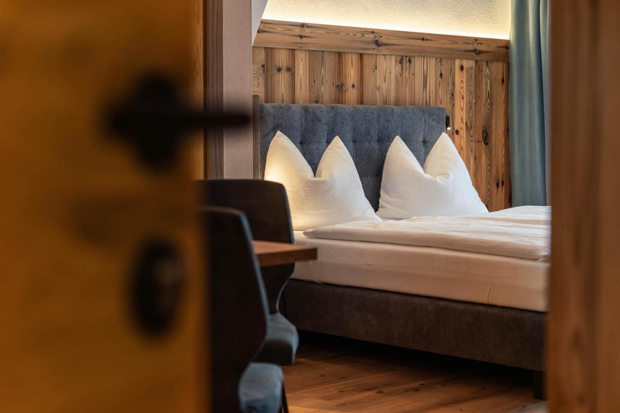 Montana Apartments Майрхофен Экстерьер фото